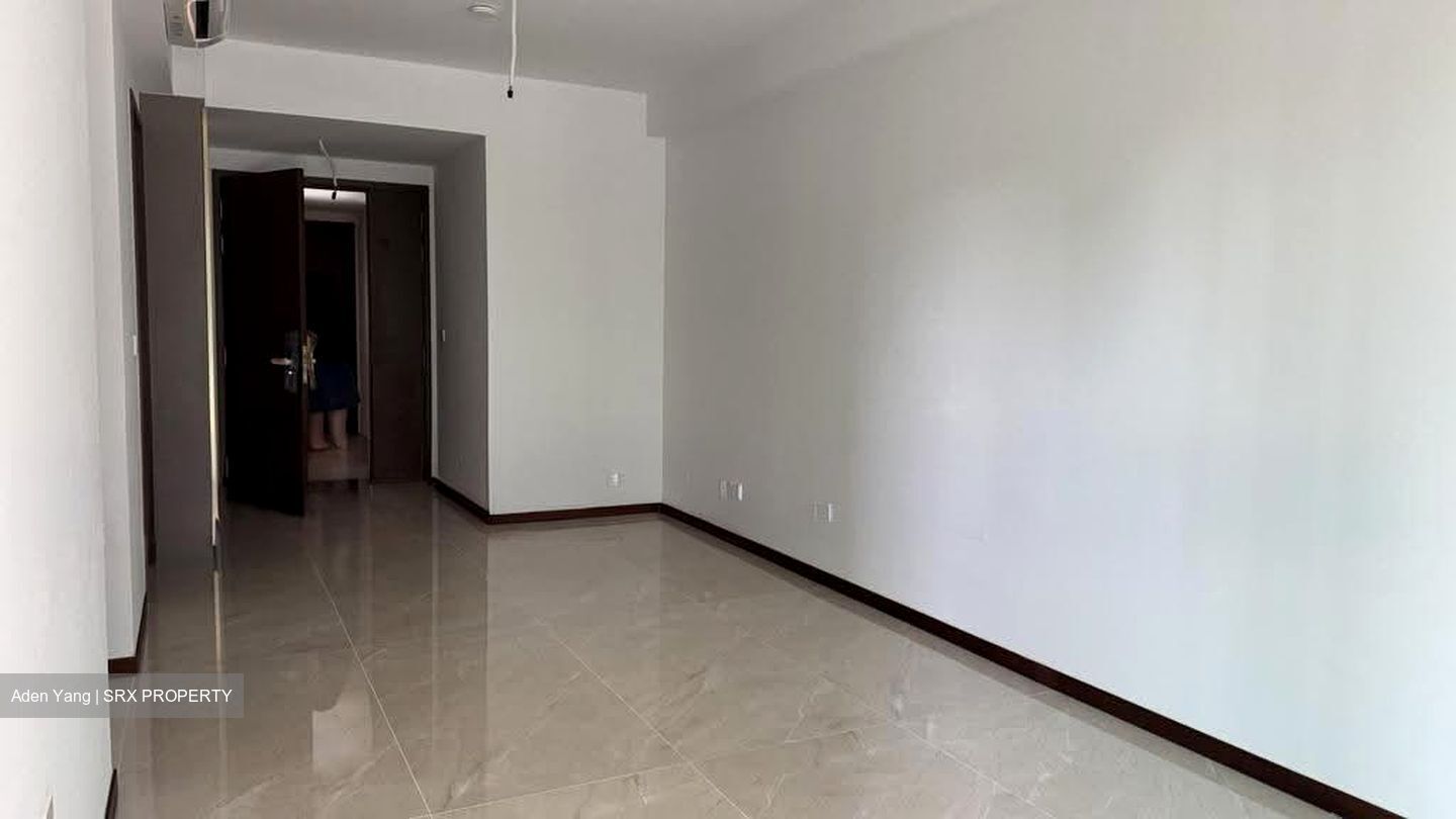 Slim Barracks Rise (D5), Condominium #635025761